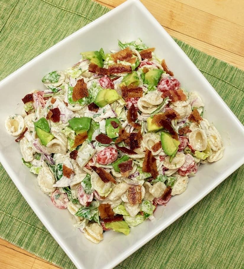 BLT Pasta Salad with Avocado and Creamy Ranch Dressing