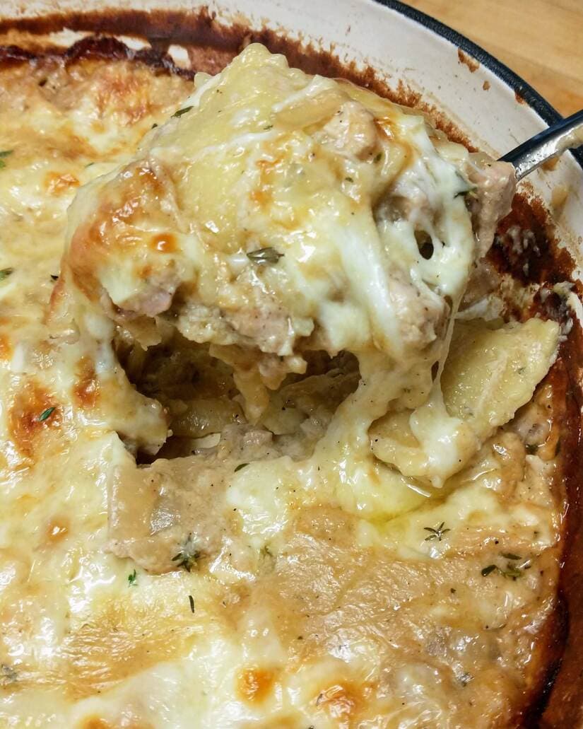 Cheesy Ravioli Bake with Caramelized Onions