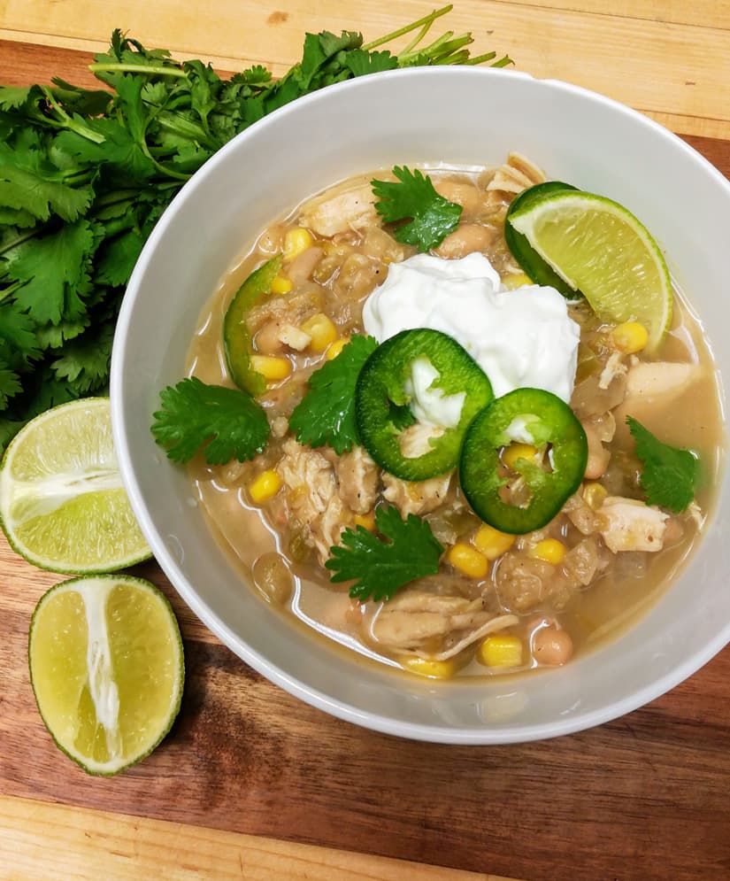 Healthy Crockpot White Chicken Chili Recipe