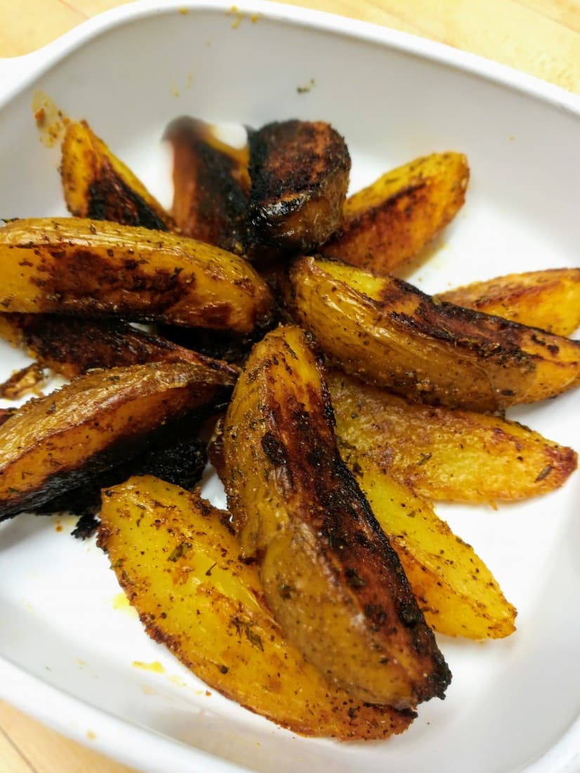 Oven Baked or Grilled Rosemary Potato Wedges