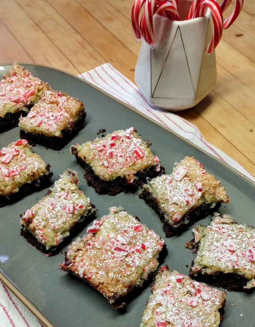 Peppermint Chocolate Gooey Butter Cake