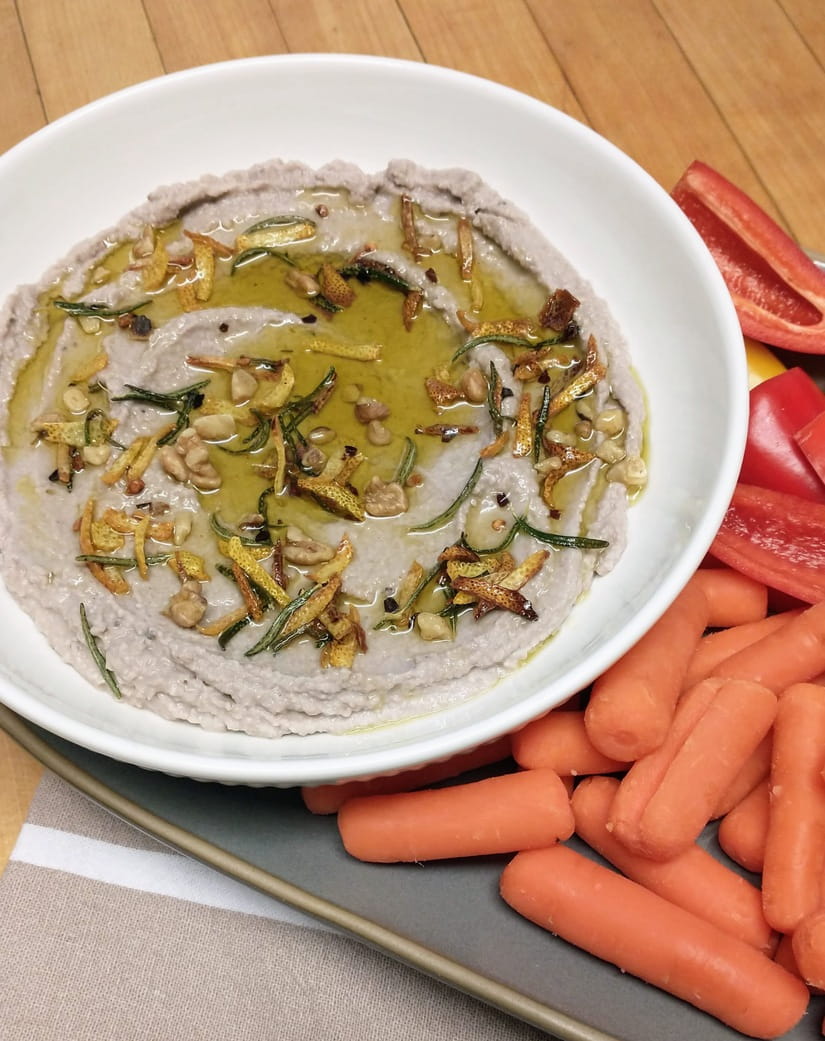 Lemony White Bean Dip with Roasted Garlic