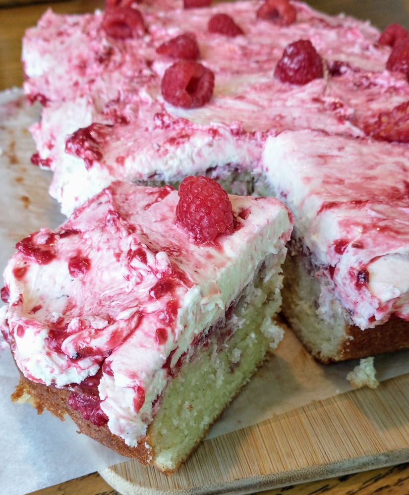 Vanilla Cake with Homemade Raspberry Puree